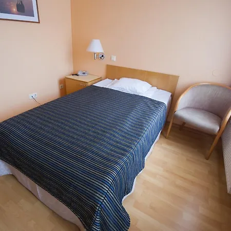 Tatari 53 Hotel