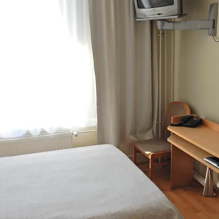 Tatari 53 Hotel 2*