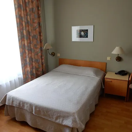 Ξενοδοχείο Tatari 53 2*