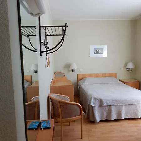 Tatari 53 Hotel 2*