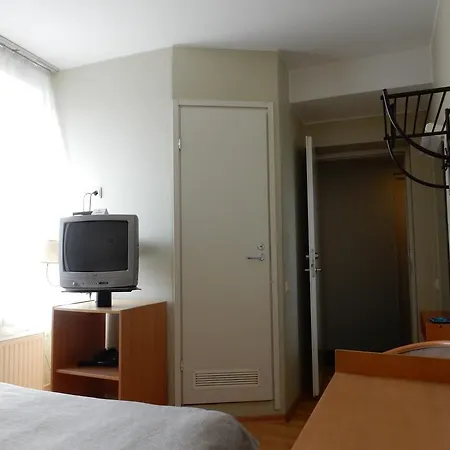 Hotel Tatari 53
