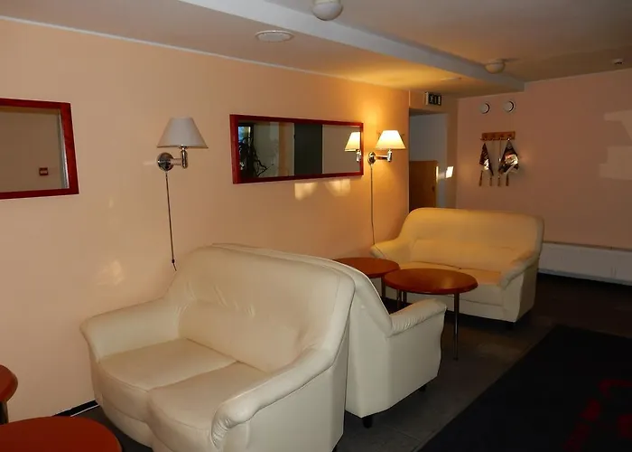 Tatari 53 מלון 2*